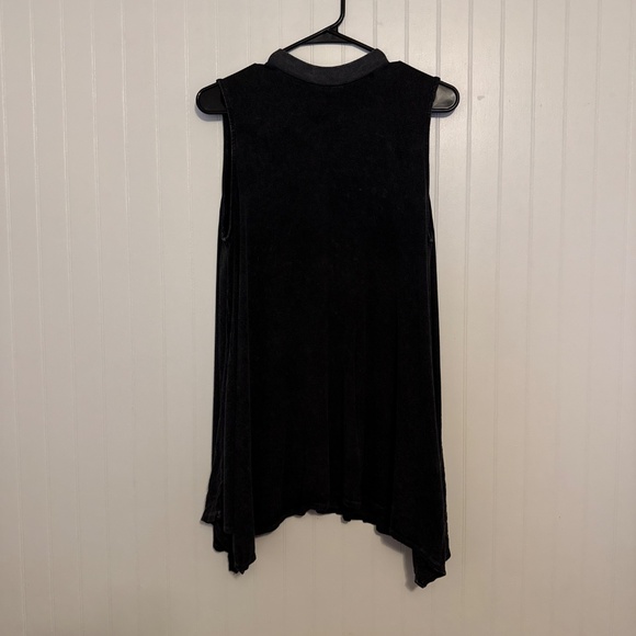 Mini sleeveless dress - Picture 2 of 3